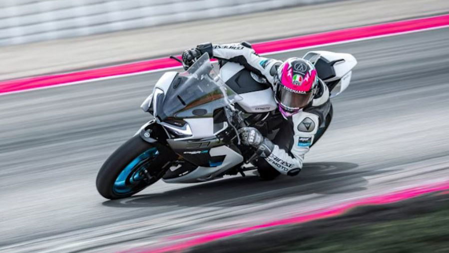 CFMoto 675 SR